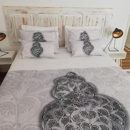 ビアナドカステロCasa Viela Cegaアパートメント エクステリア 写真